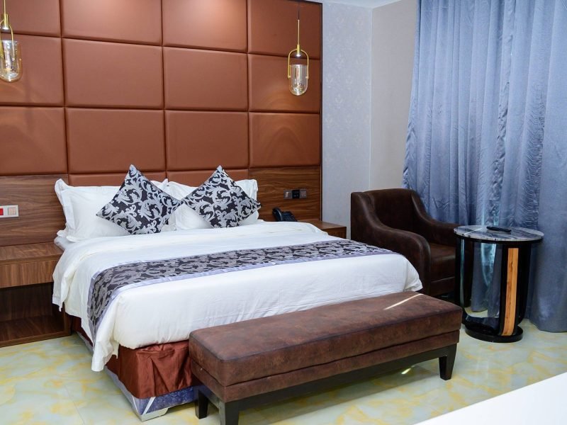 Diplomatic Suite