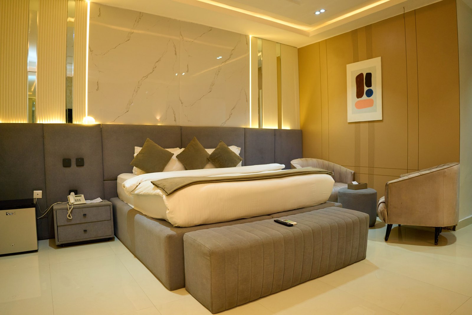Royal Deluxe Suite